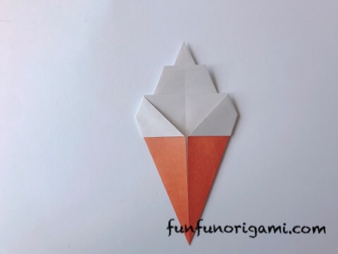 折り紙でソフトクリームを作ろう 折り方は簡単 たのしい おりがみ